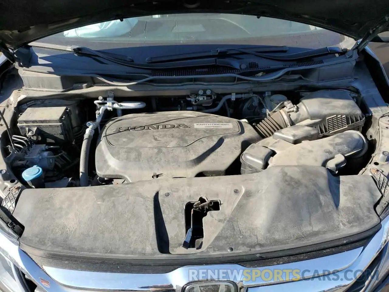 12 Photograph of a damaged car 5FNRL6H7XKB042232 HONDA All Models 2019