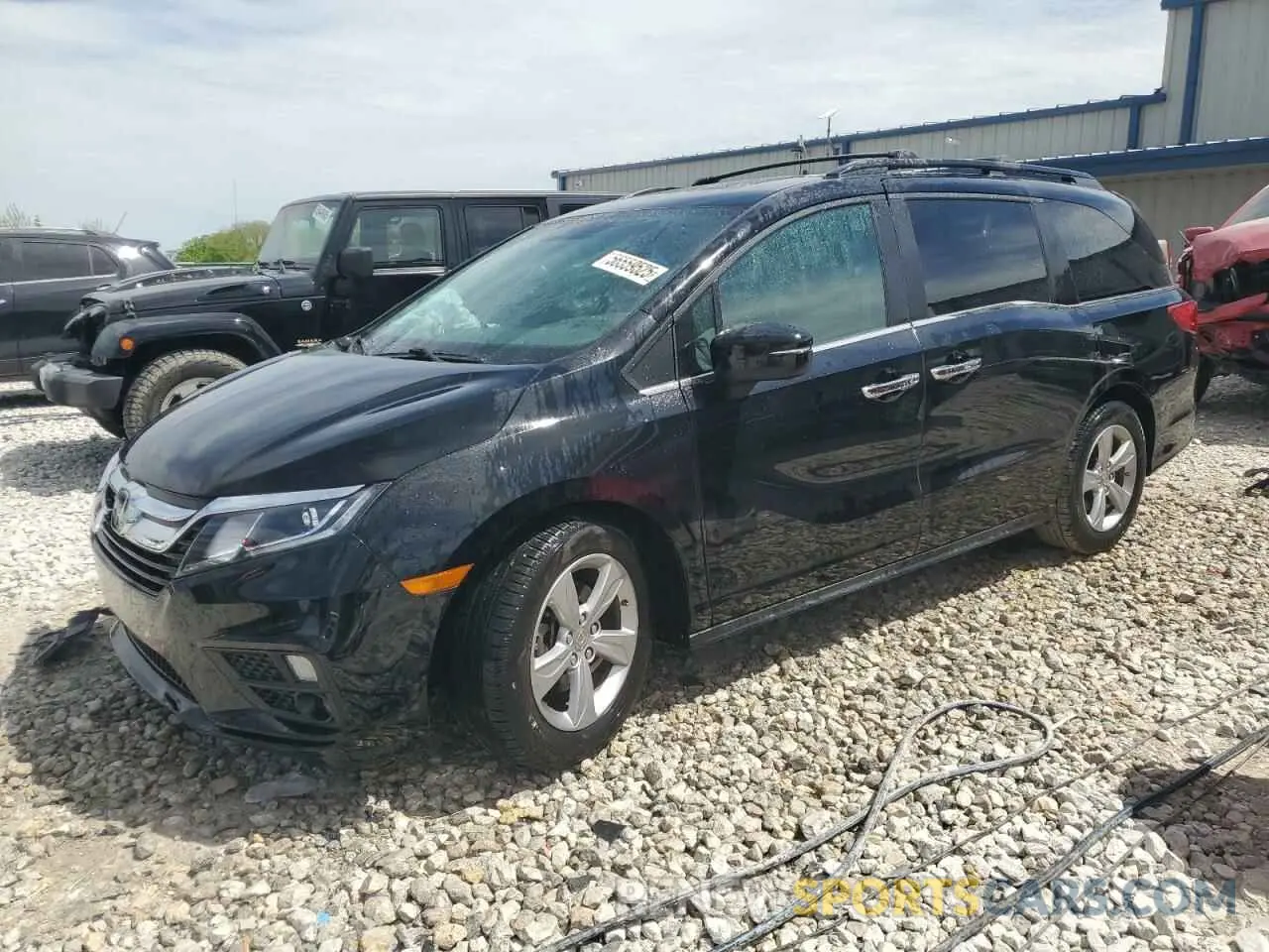 1 Photograph of a damaged car 5FNRL6H7XKB057328 HONDA All Models 2019