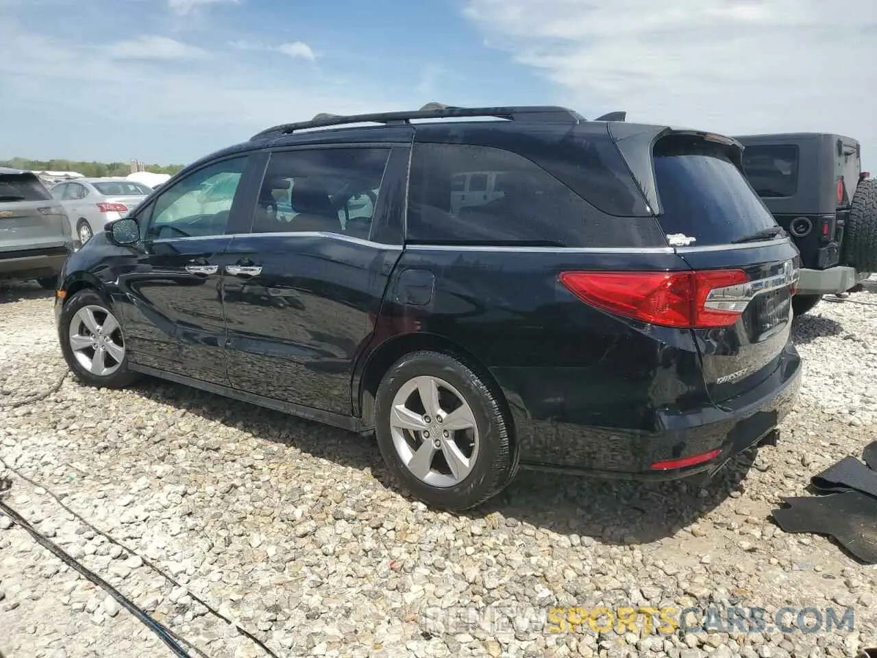 2 Photograph of a damaged car 5FNRL6H7XKB057328 HONDA All Models 2019