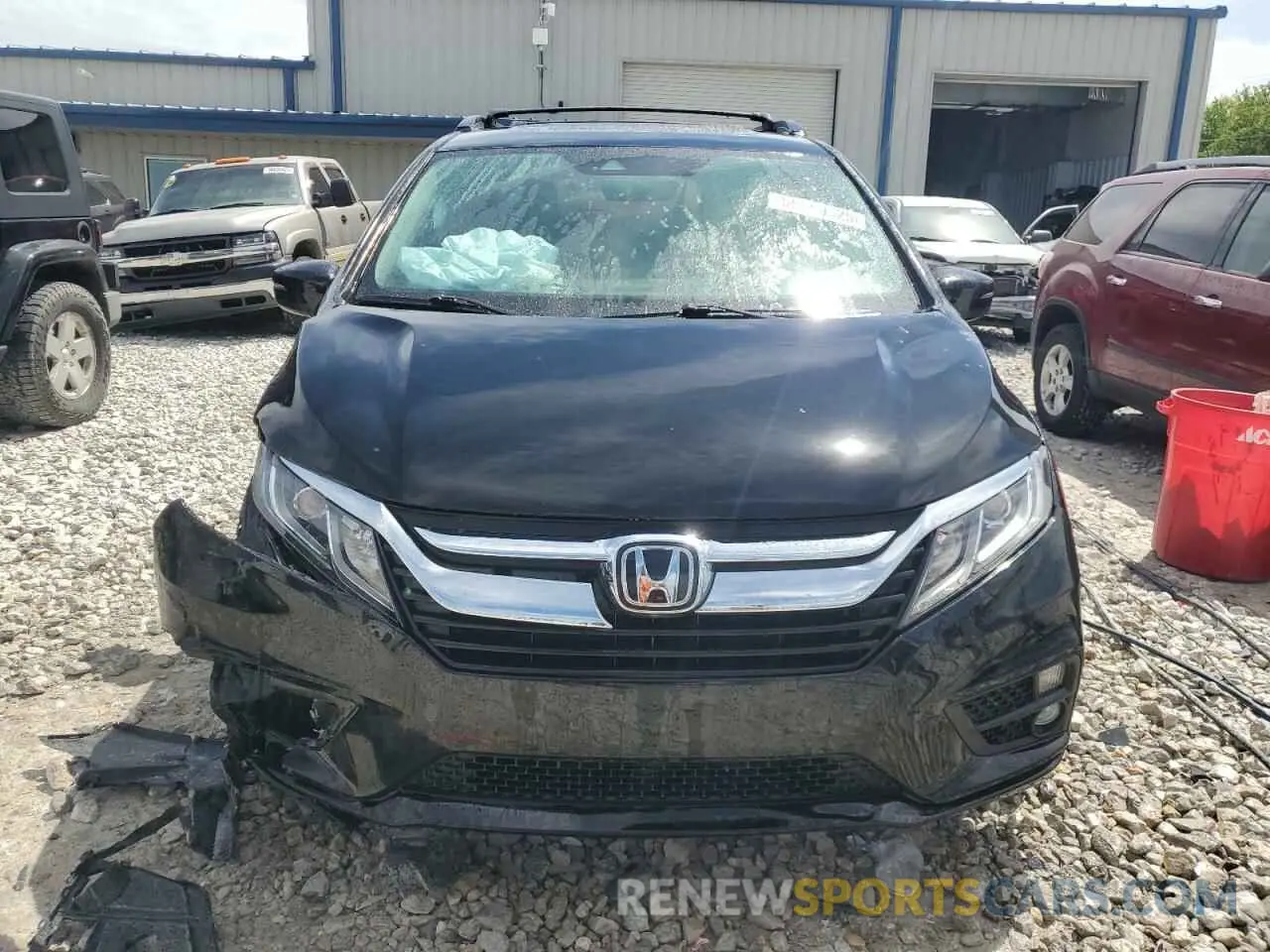 5 Photograph of a damaged car 5FNRL6H7XKB057328 HONDA All Models 2019