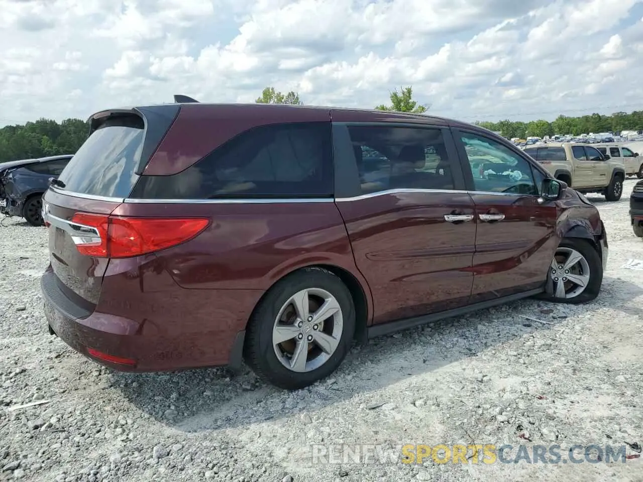 3 Photograph of a damaged car 5FNRL6H7XKB062710 HONDA All Models 2019