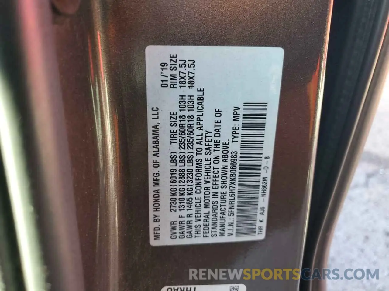 13 Photograph of a damaged car 5FNRL6H7XKB066983 HONDA All Models 2019
