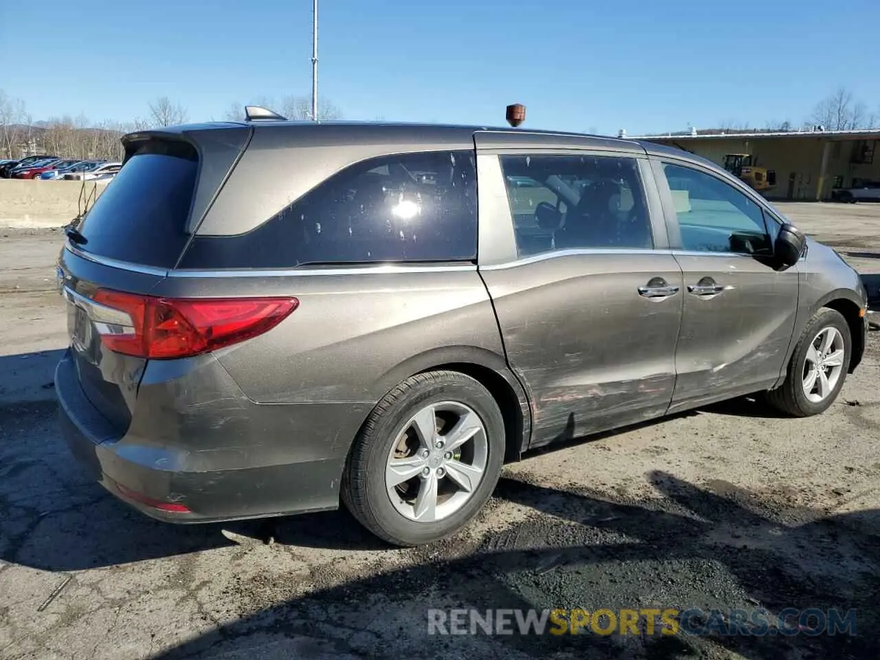 3 Photograph of a damaged car 5FNRL6H7XKB066983 HONDA All Models 2019