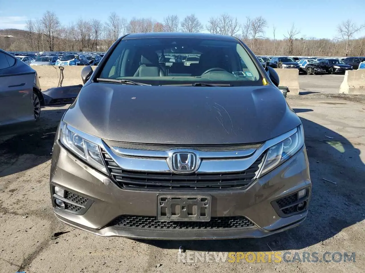 5 Photograph of a damaged car 5FNRL6H7XKB066983 HONDA All Models 2019