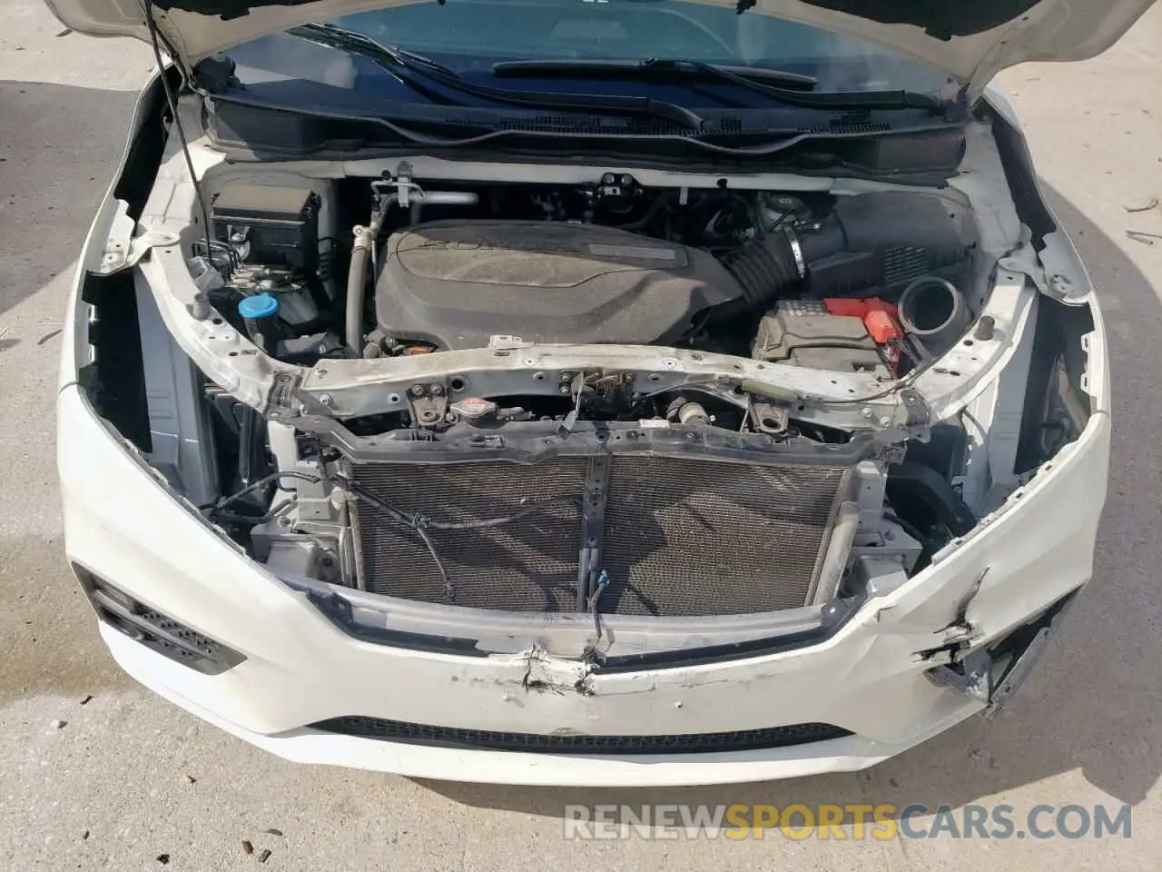 12 Photograph of a damaged car 5FNRL6H7XKB120637 HONDA All Models 2019