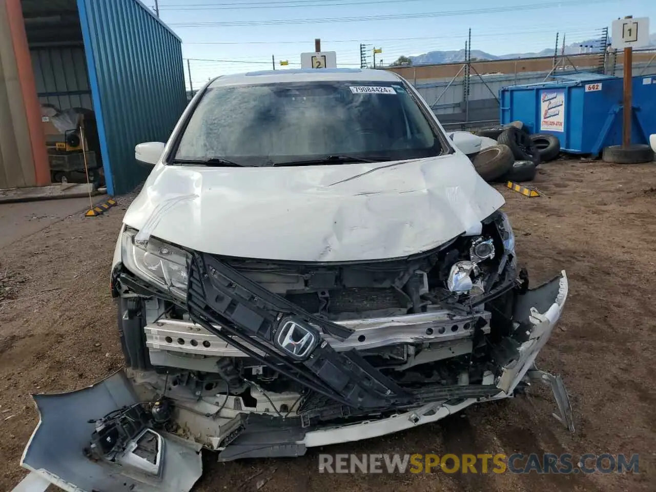 5 Photograph of a damaged car 5FNRL6H7XKB122114 HONDA All Models 2019