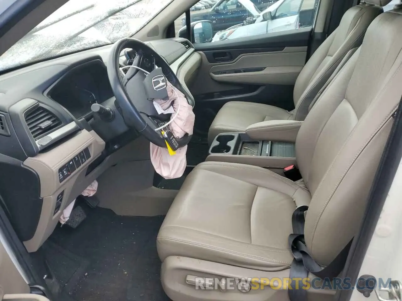 7 Photograph of a damaged car 5FNRL6H7XKB122114 HONDA All Models 2019