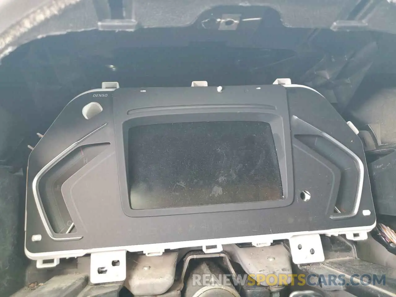 9 Photograph of a damaged car 5FNRL6H7XKB123151 HONDA All Models 2019