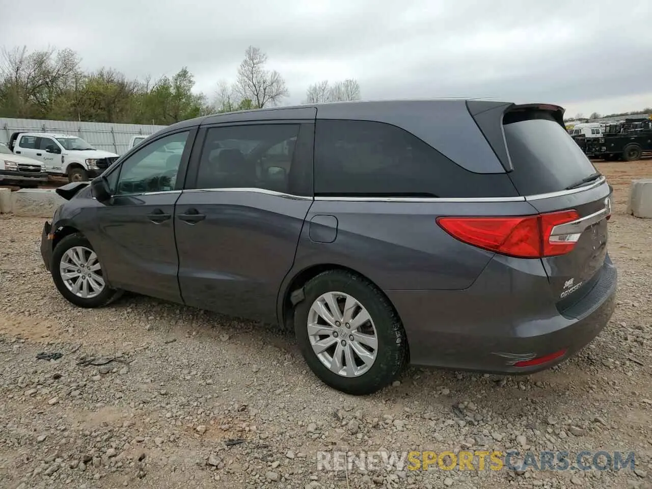 2 Photograph of a damaged car 5FNRL6H20LB021749 HONDA All Models 2020