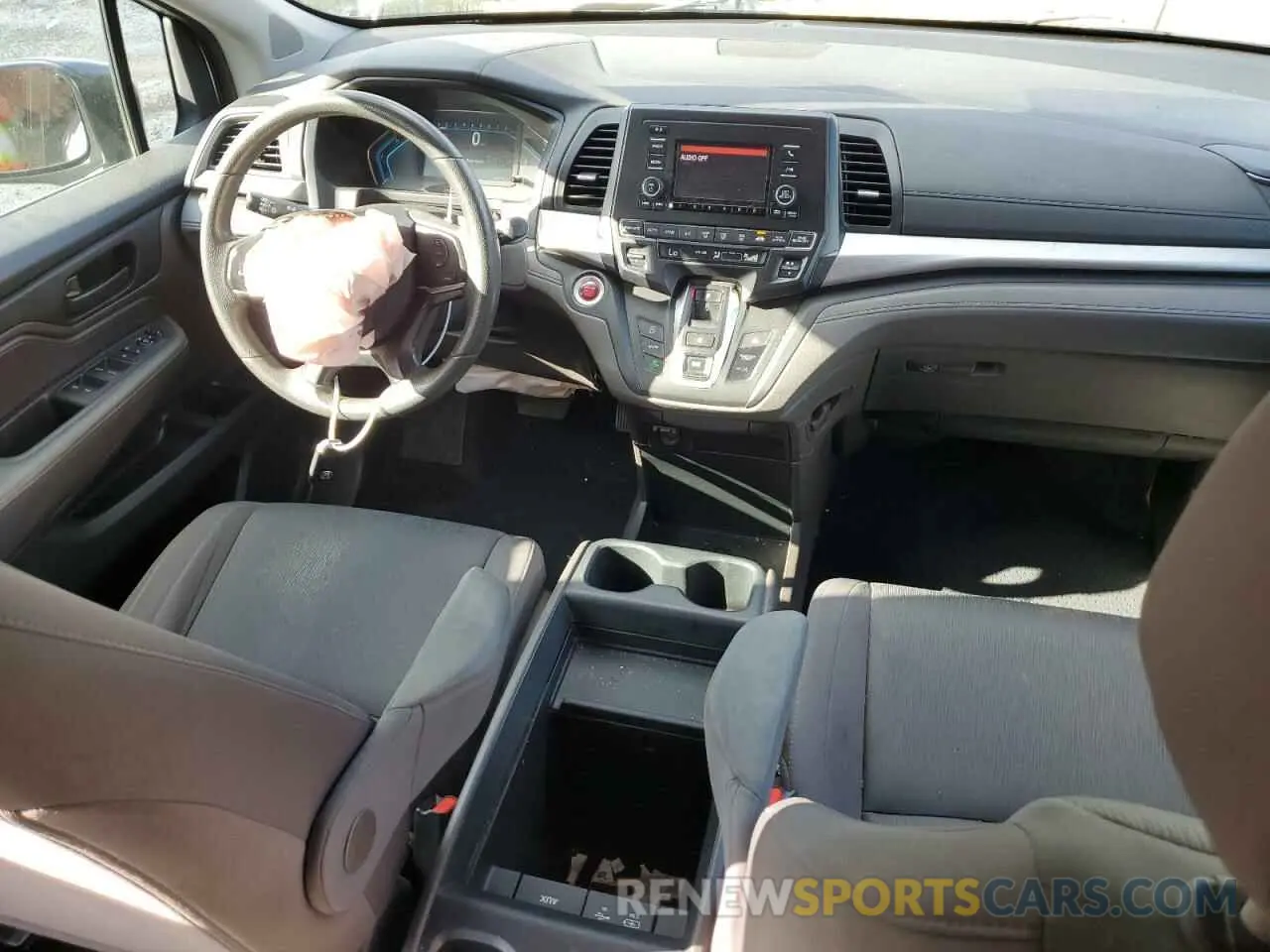 8 Photograph of a damaged car 5FNRL6H26LB050317 HONDA All Models 2020