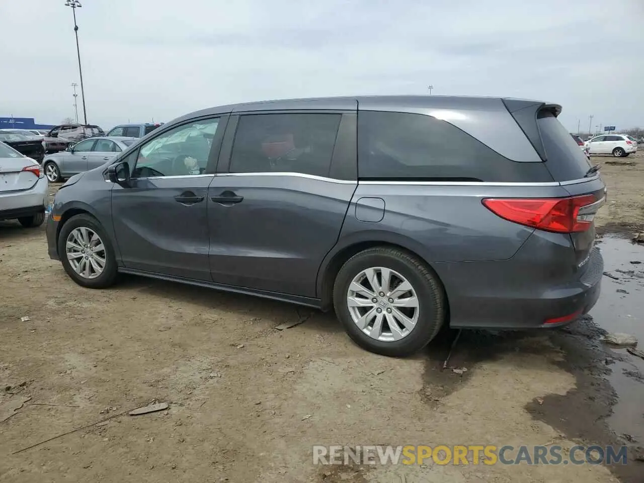 2 Photograph of a damaged car 5FNRL6H28LB017349 HONDA All Models 2020