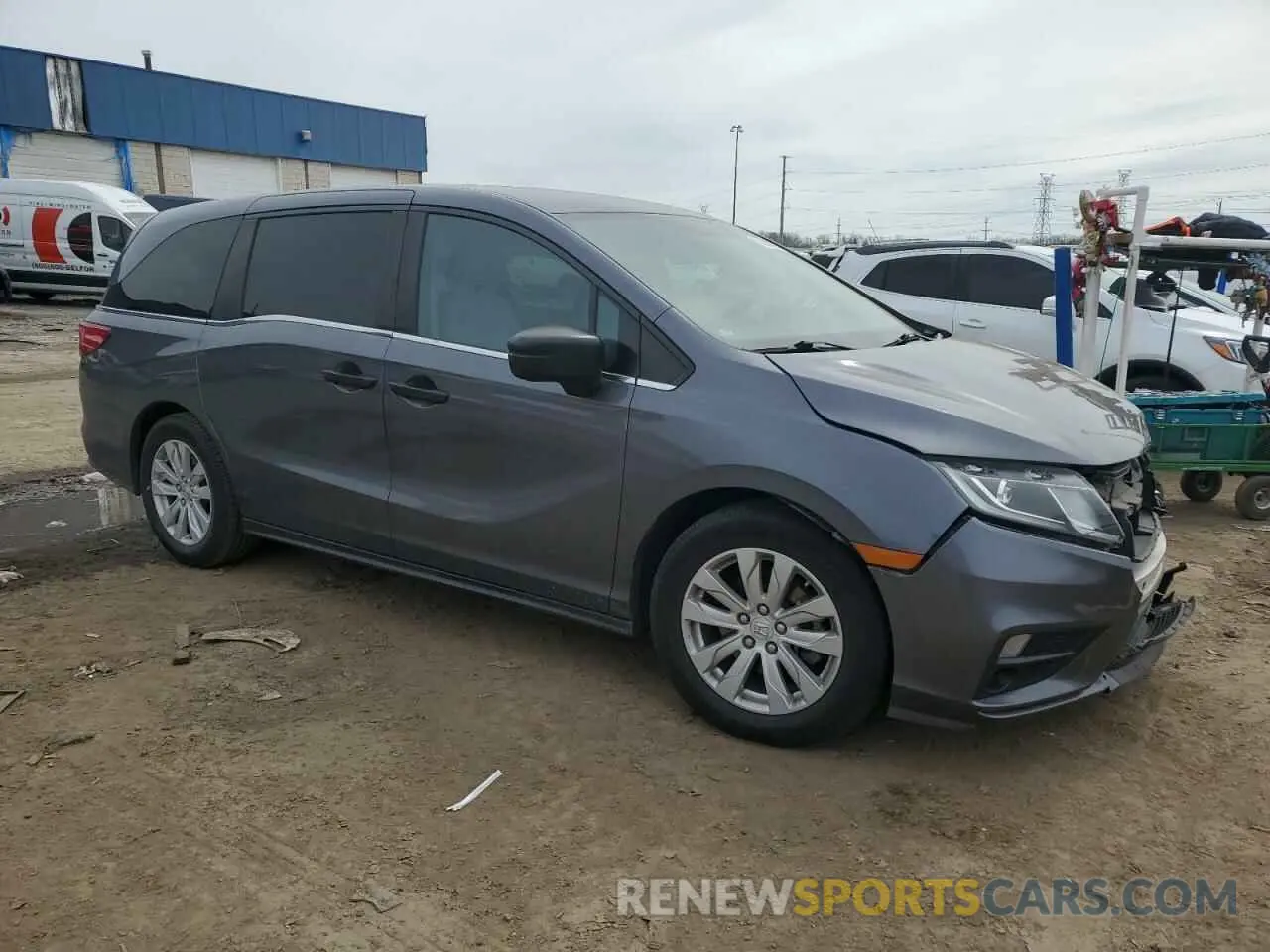 4 Photograph of a damaged car 5FNRL6H28LB017349 HONDA All Models 2020
