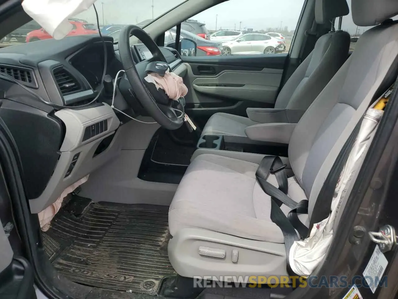7 Photograph of a damaged car 5FNRL6H28LB017349 HONDA All Models 2020