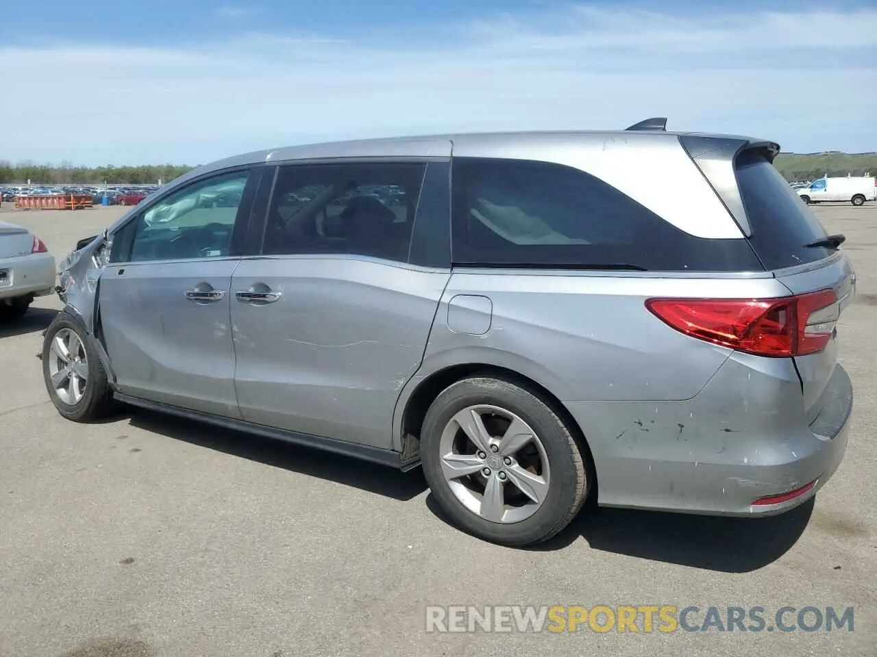 2 Photograph of a damaged car 5FNRL6H55LB066941 HONDA All Models 2020