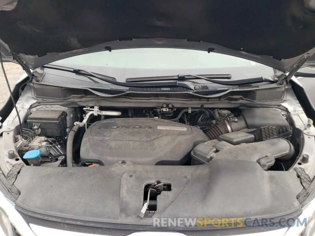 12 Photograph of a damaged car 5FNRL6H56LB027419 HONDA All Models 2020