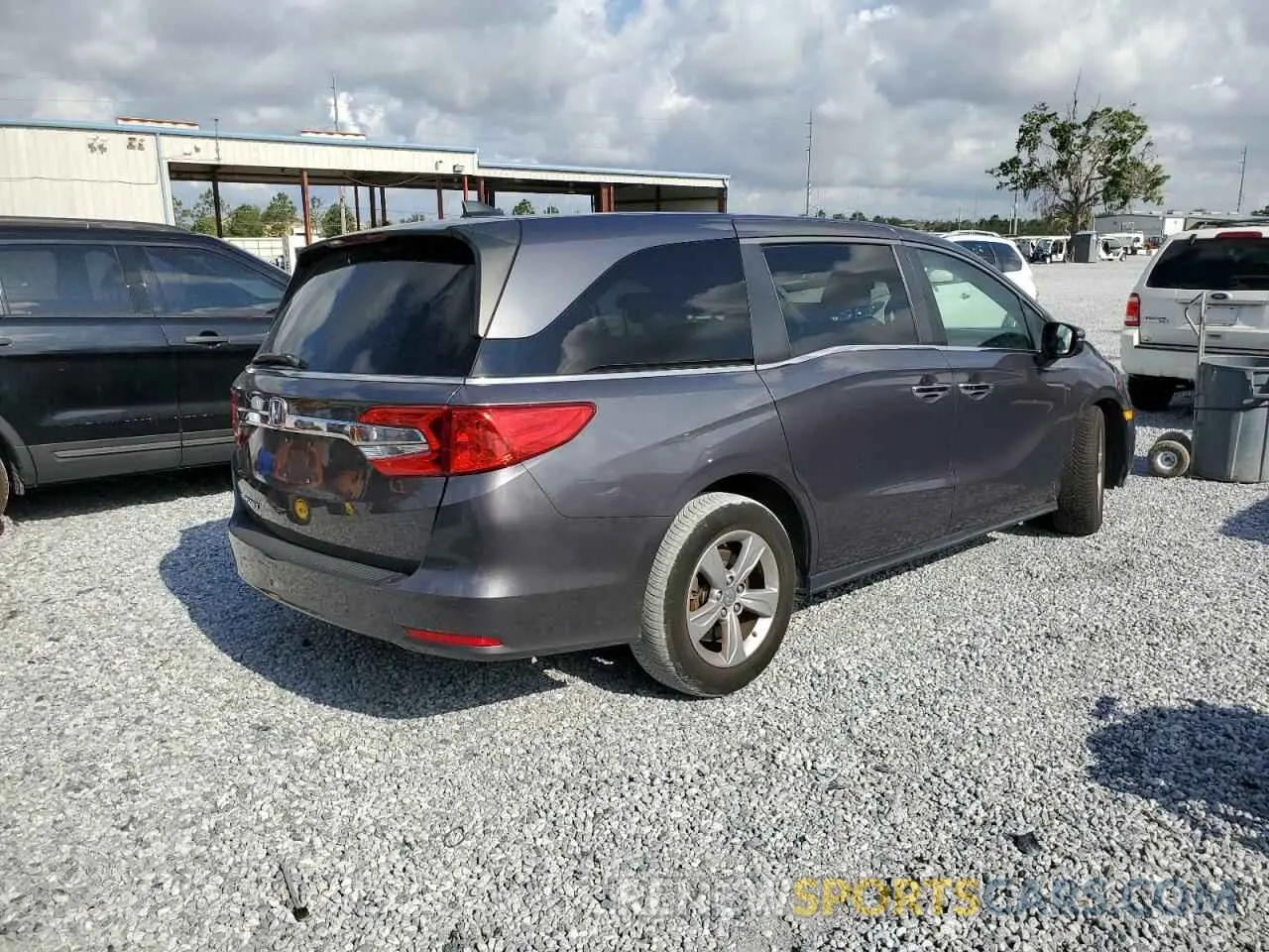3 Photograph of a damaged car 5FNRL6H57LB059327 HONDA All Models 2020