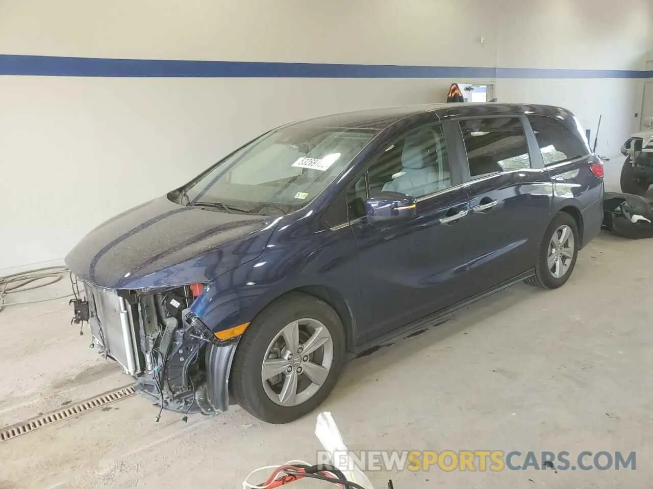1 Photograph of a damaged car 5FNRL6H59LB013174 HONDA All Models 2020