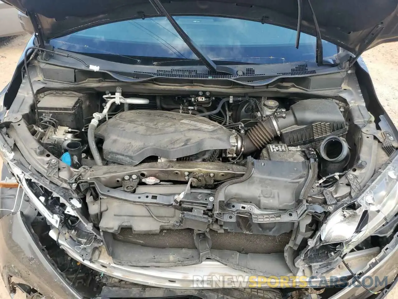 12 Photograph of a damaged car 5FNRL6H5XLB012518 HONDA All Models 2020