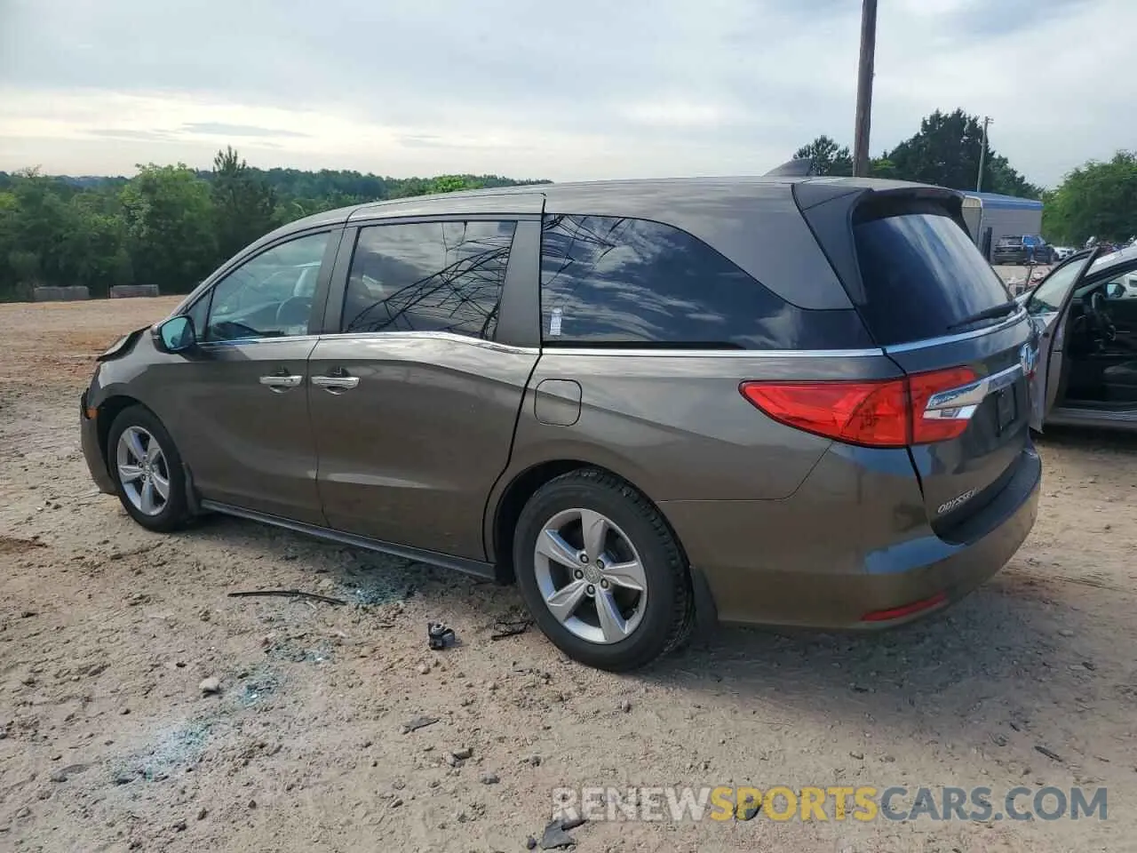 2 Photograph of a damaged car 5FNRL6H5XLB012518 HONDA All Models 2020