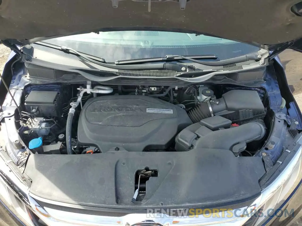 12 Photograph of a damaged car 5FNRL6H68LB500407 HONDA All Models 2020