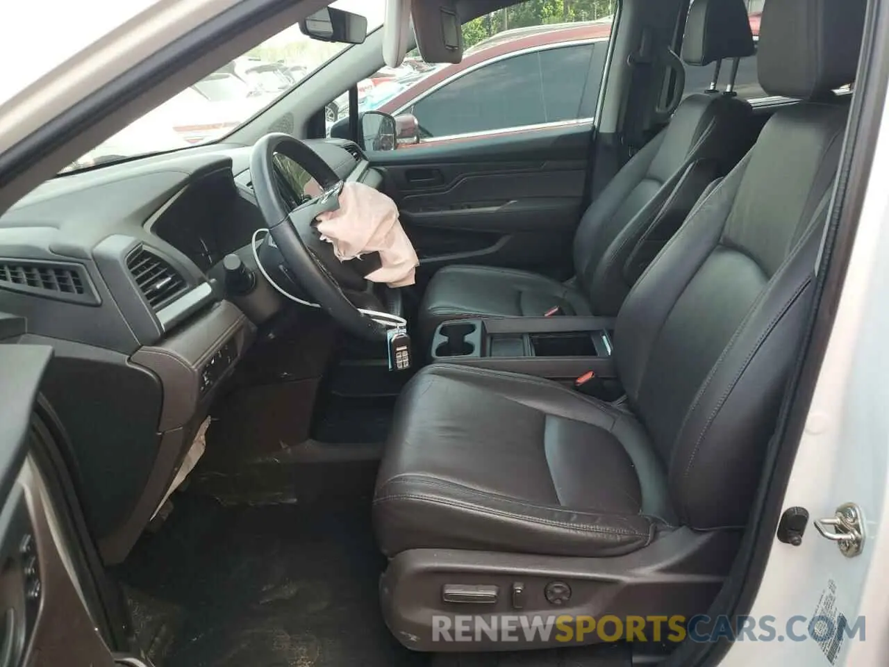 7 Photograph of a damaged car 5FNRL6H70LB028163 HONDA All Models 2020