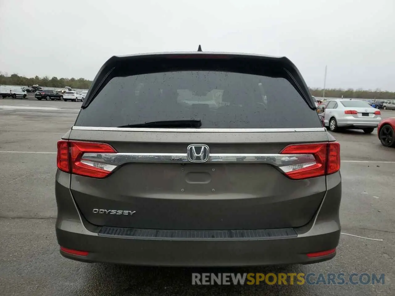 6 Photograph of a damaged car 5FNRL6H70LB070221 HONDA All Models 2020