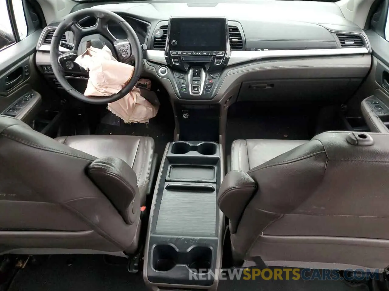 8 Photograph of a damaged car 5FNRL6H70LB070221 HONDA All Models 2020