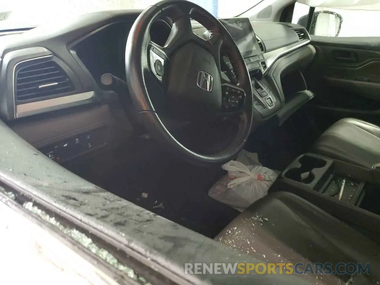 8 Photograph of a damaged car 5FNRL6H71LB021299 HONDA All Models 2020