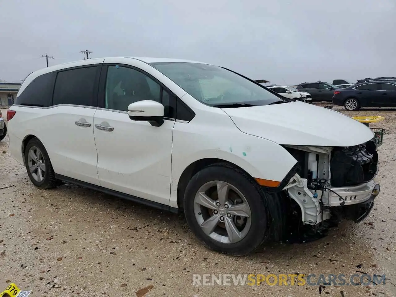 4 Photograph of a damaged car 5FNRL6H71LB026244 HONDA All Models 2020