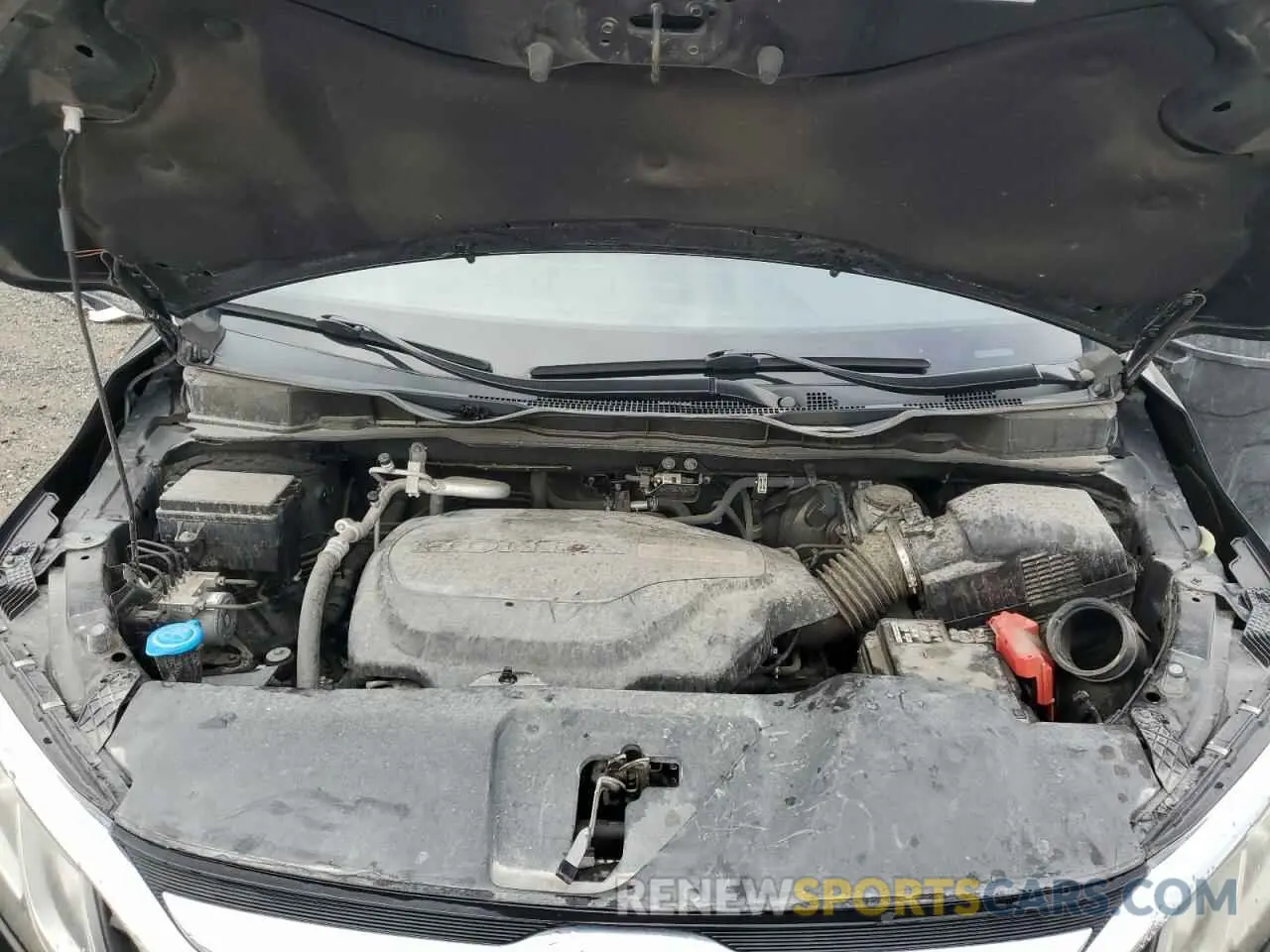 12 Photograph of a damaged car 5FNRL6H71LB045666 HONDA All Models 2020