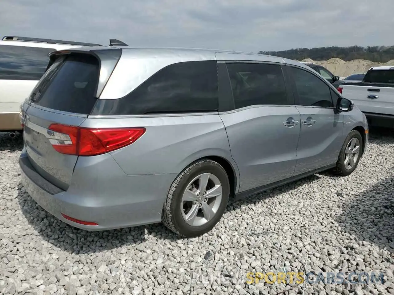 3 Photograph of a damaged car 5FNRL6H72LB048687 HONDA All Models 2020
