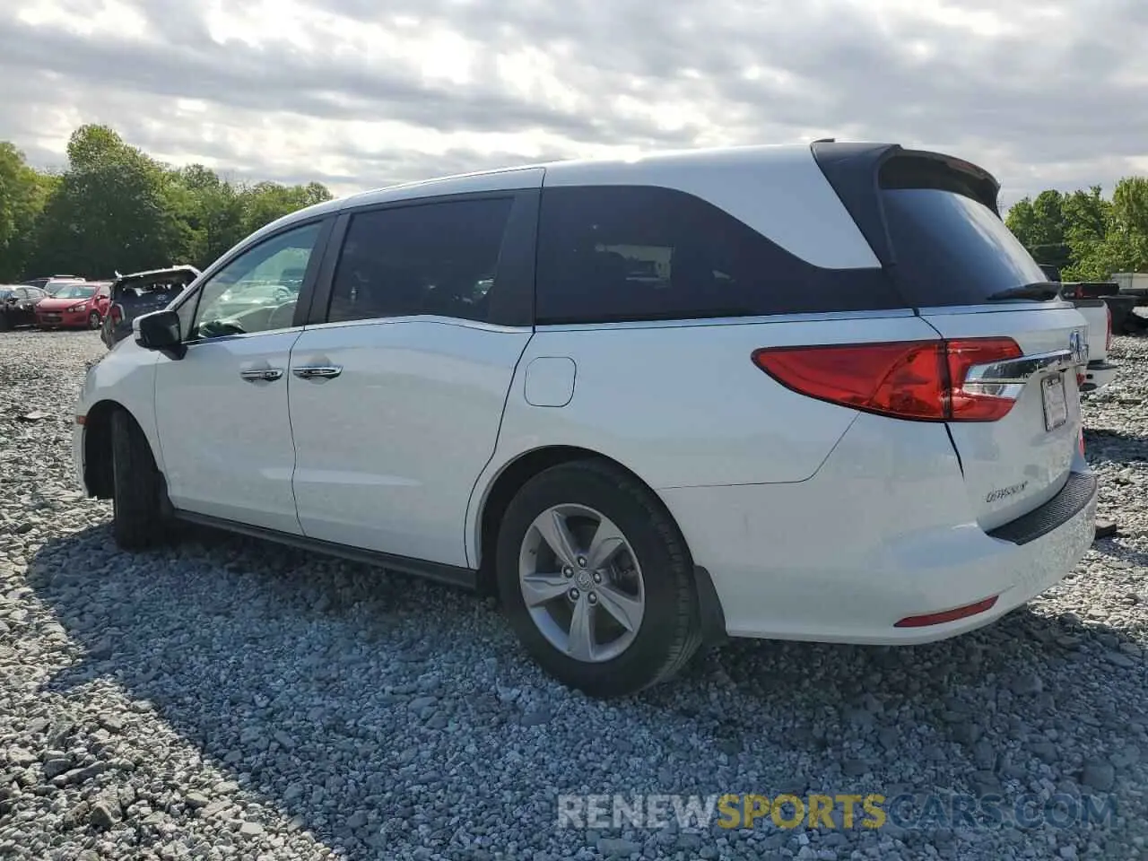 2 Photograph of a damaged car 5FNRL6H72LB068163 HONDA All Models 2020