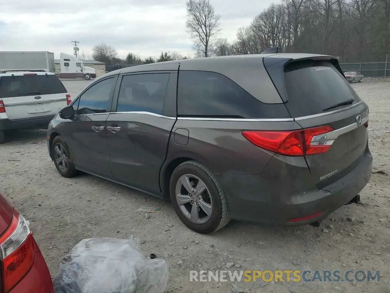 2 Photograph of a damaged car 5FNRL6H73LB022390 HONDA All Models 2020