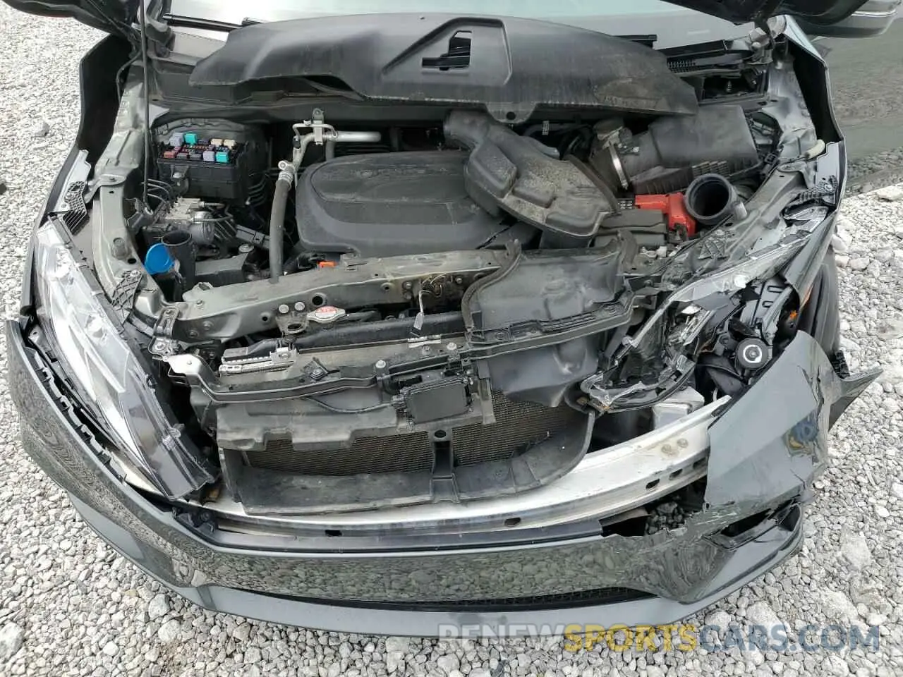 12 Photograph of a damaged car 5FNRL6H75LB048084 HONDA All Models 2020