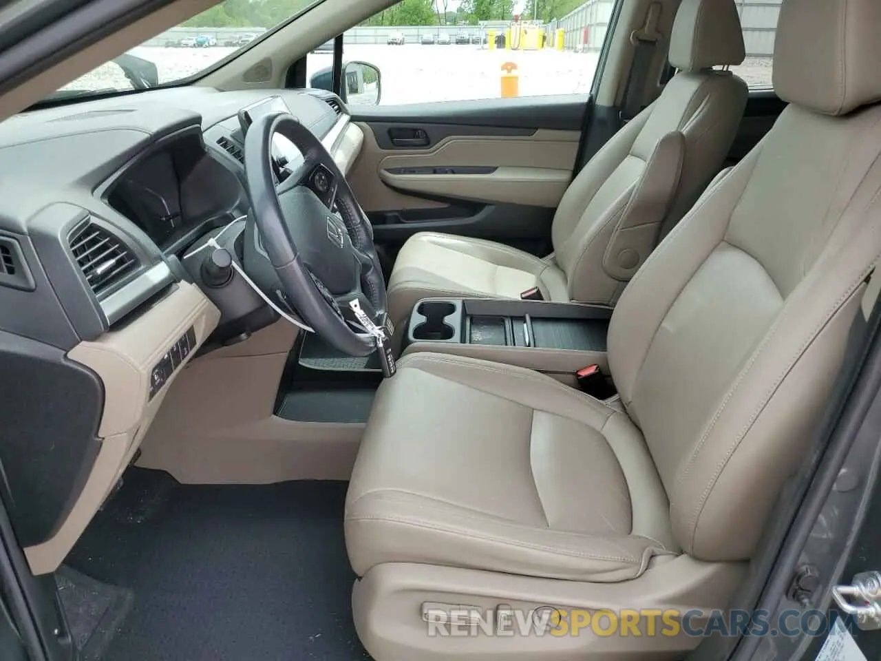 7 Photograph of a damaged car 5FNRL6H75LB048084 HONDA All Models 2020
