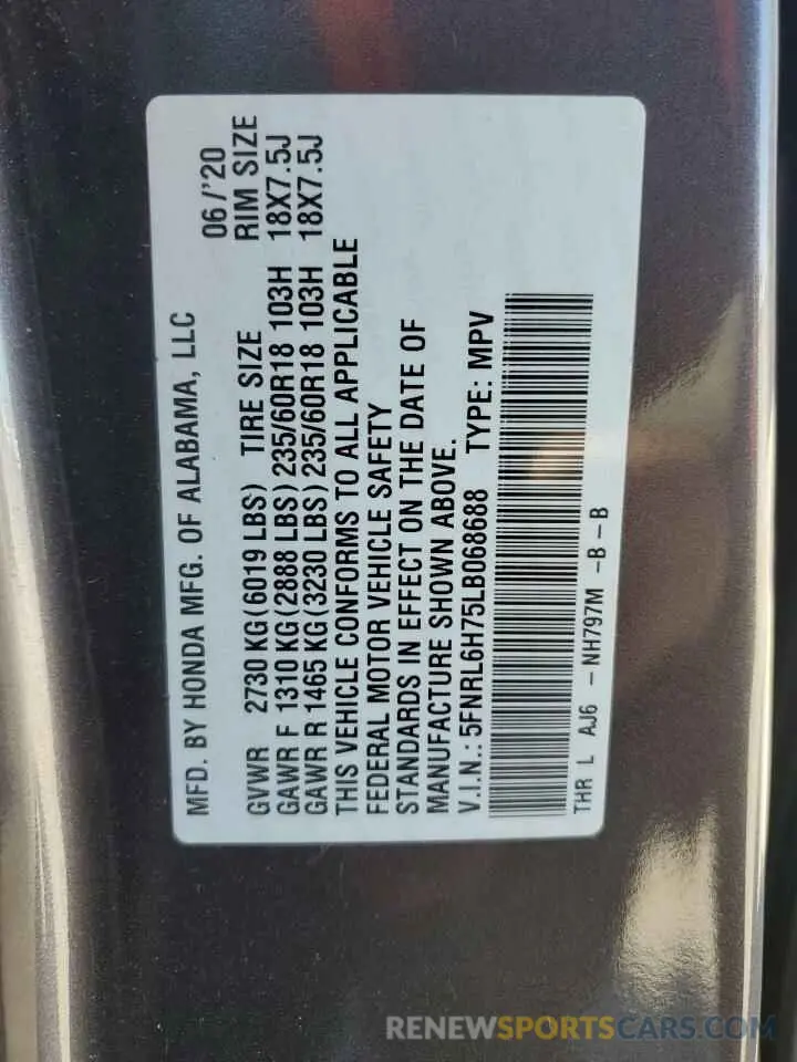 13 Photograph of a damaged car 5FNRL6H75LB068688 HONDA All Models 2020