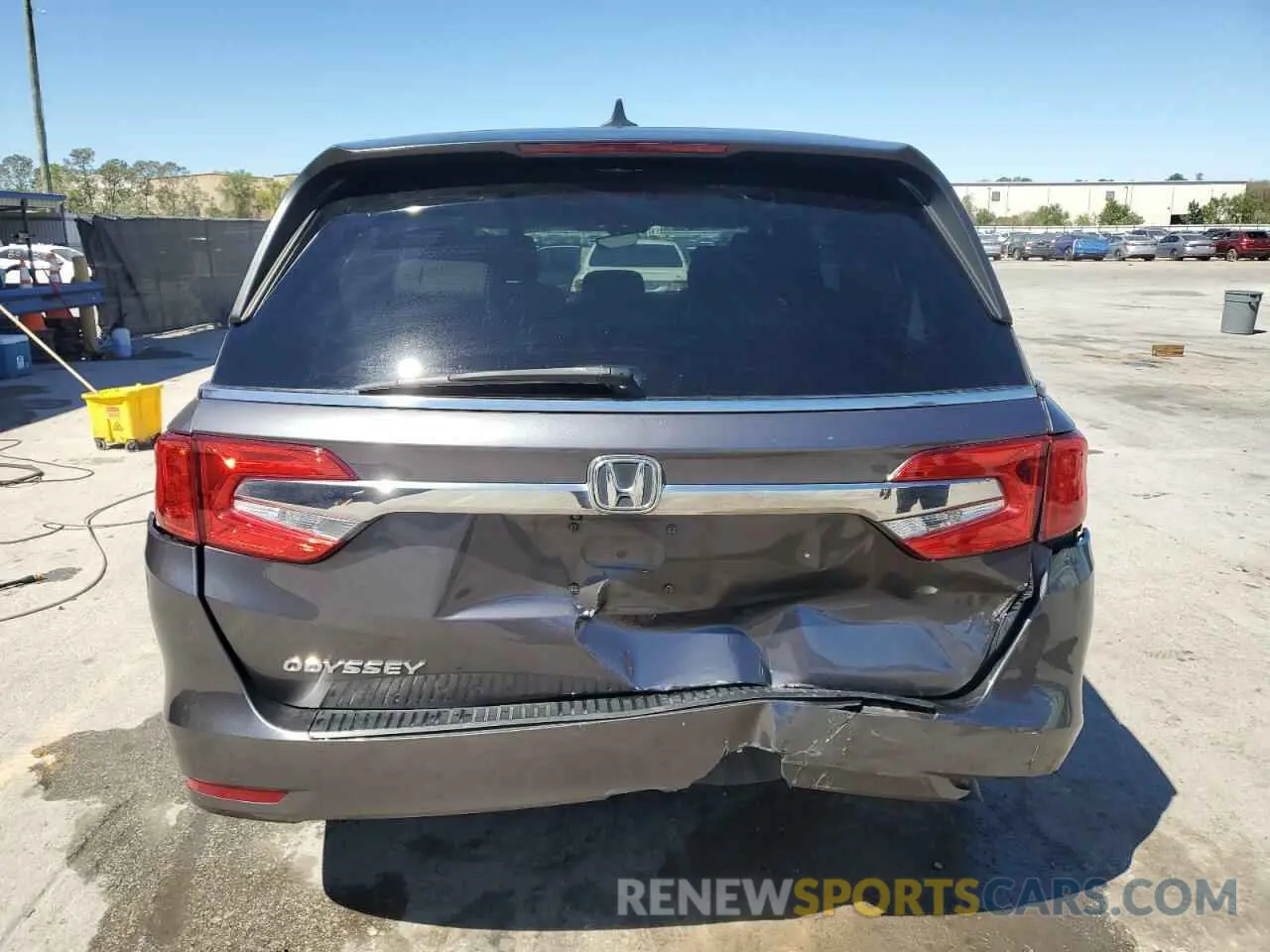 6 Photograph of a damaged car 5FNRL6H75LB068688 HONDA All Models 2020