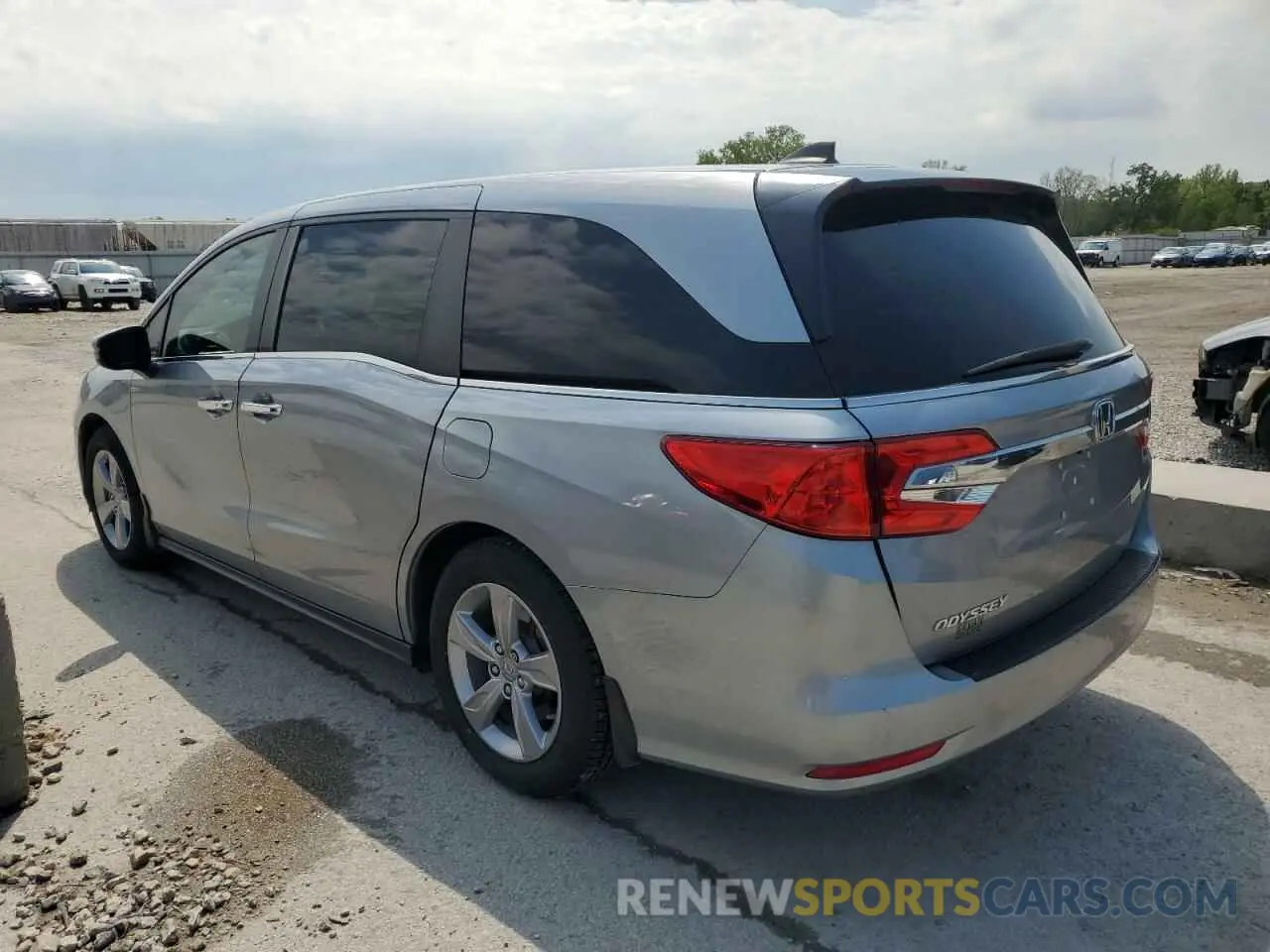 2 Photograph of a damaged car 5FNRL6H76LB031245 HONDA All Models 2020