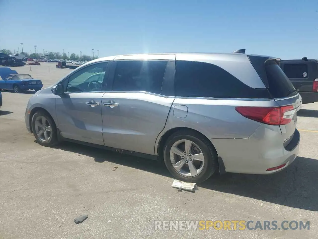 2 Photograph of a damaged car 5FNRL6H76LB042729 HONDA All Models 2020