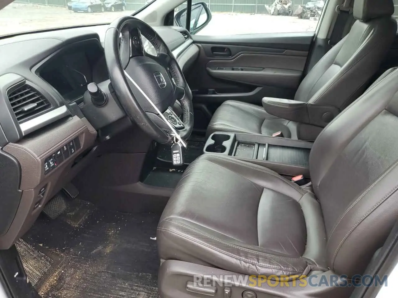7 Photograph of a damaged car 5FNRL6H76LB064052 HONDA All Models 2020