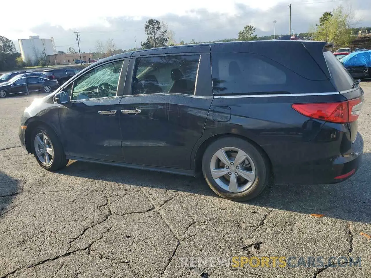 2 Photograph of a damaged car 5FNRL6H78LB050556 HONDA All Models 2020