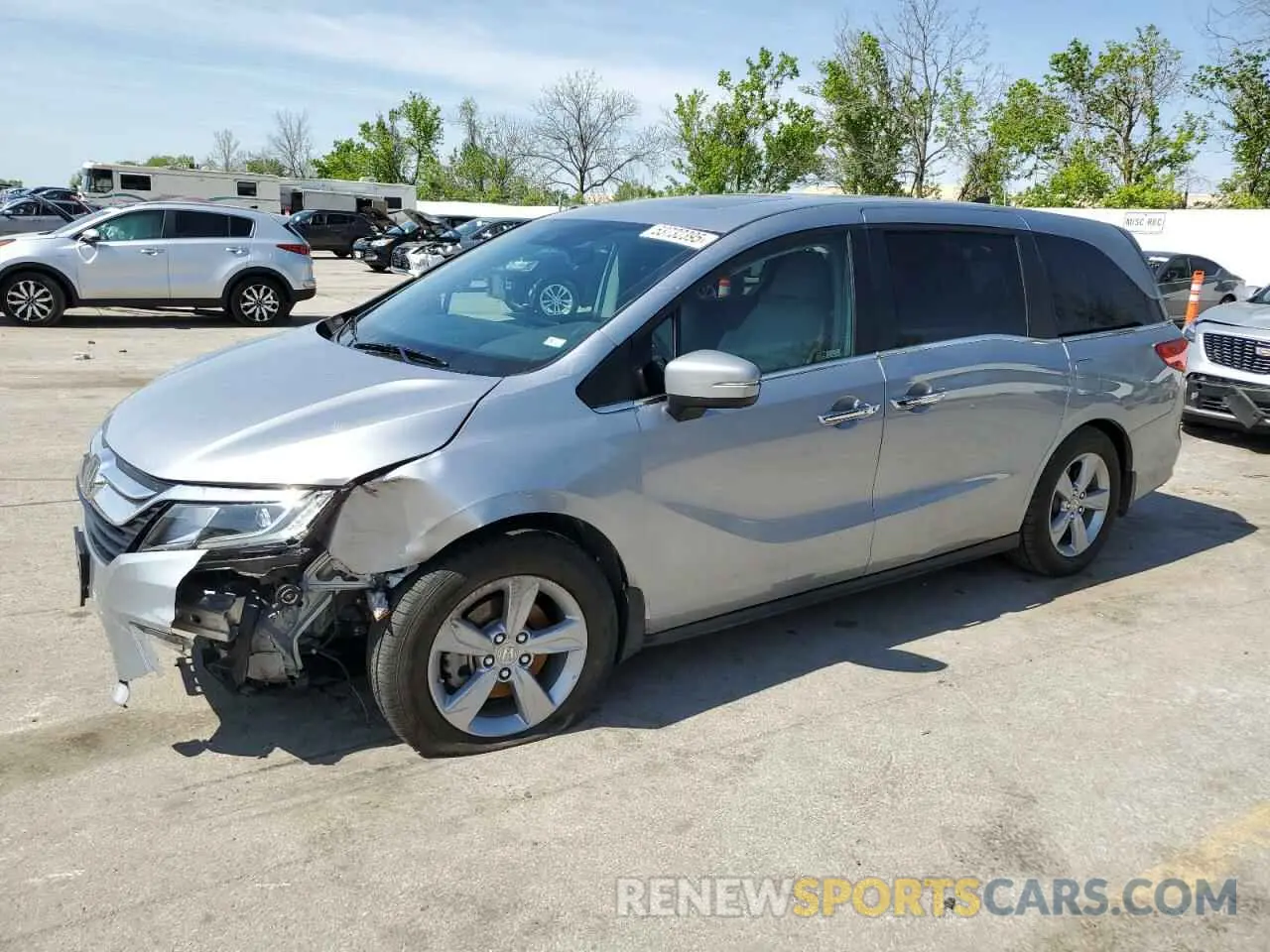 1 Photograph of a damaged car 5FNRL6H79LB032826 HONDA All Models 2020