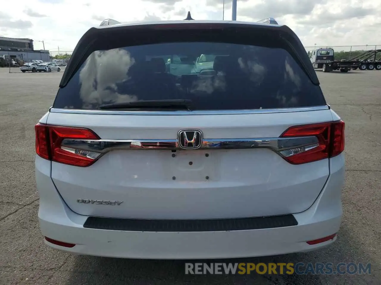 6 Photograph of a damaged car 5FNRL6H79LB040523 HONDA All Models 2020