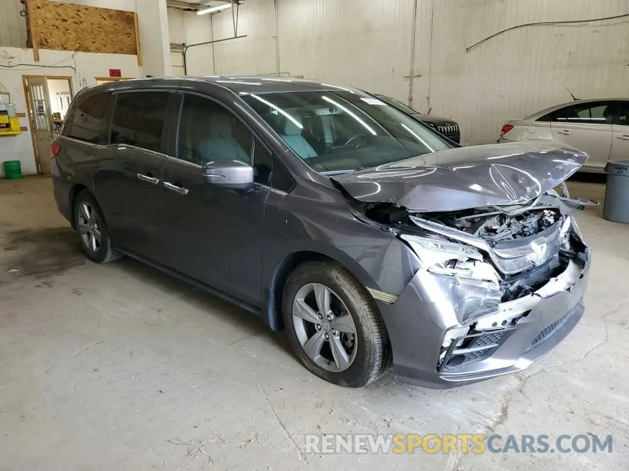 4 Photograph of a damaged car 5FNRL6H7XLB003612 HONDA All Models 2020