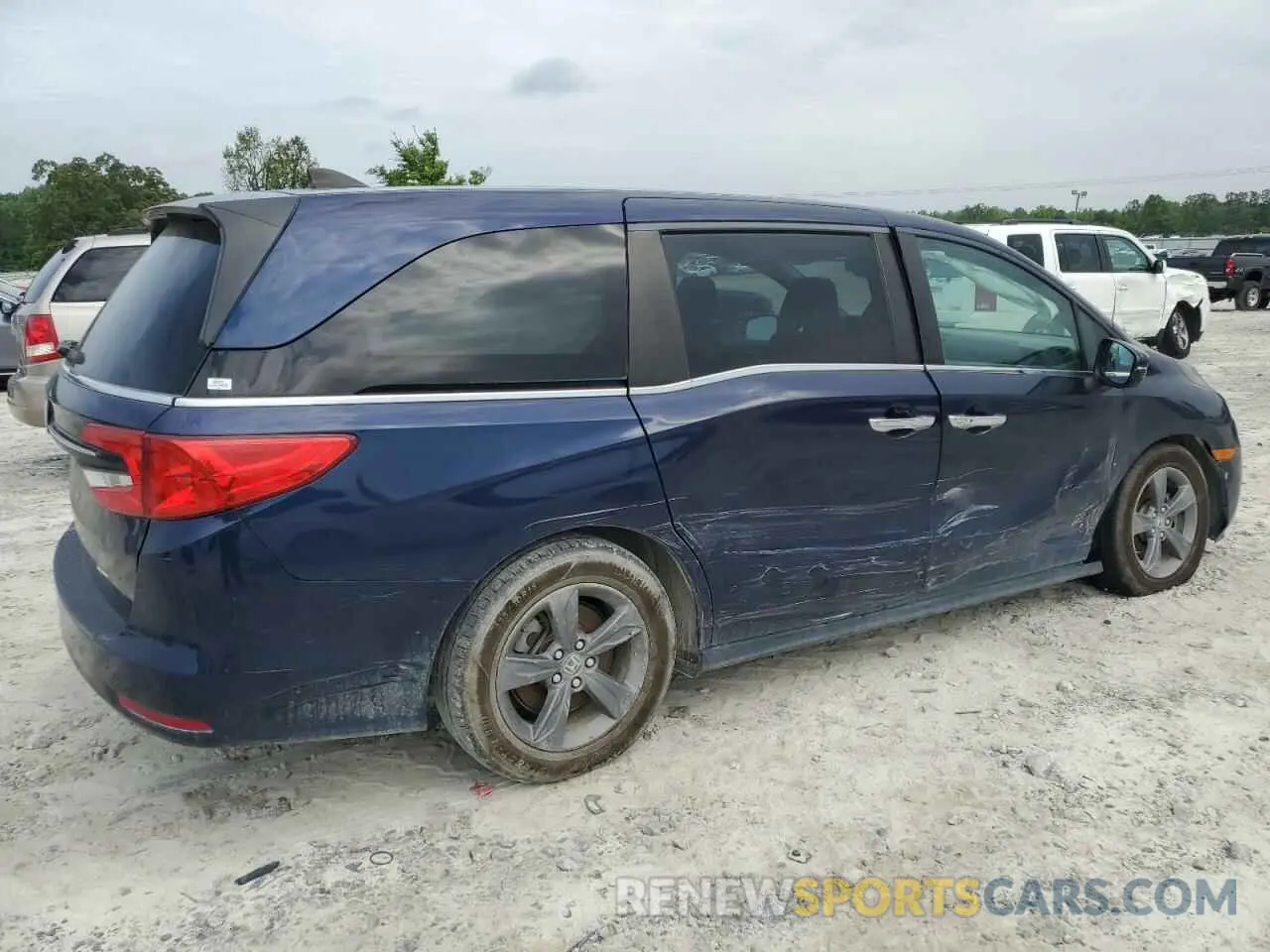 3 Photograph of a damaged car 5FNRL6H59MB005691 HONDA All Models 2021