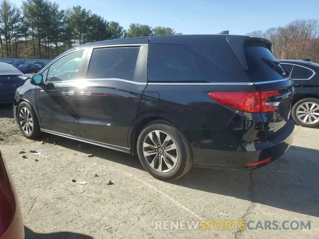 2 Photograph of a damaged car 5FNRL6H78MB021365 HONDA All Models 2021