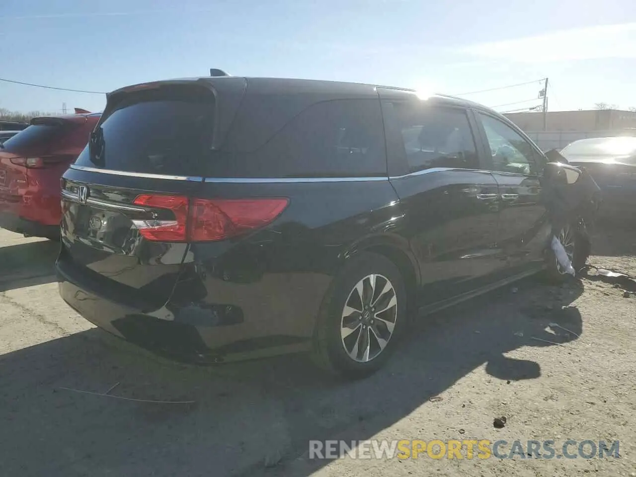 3 Photograph of a damaged car 5FNRL6H78MB021365 HONDA All Models 2021
