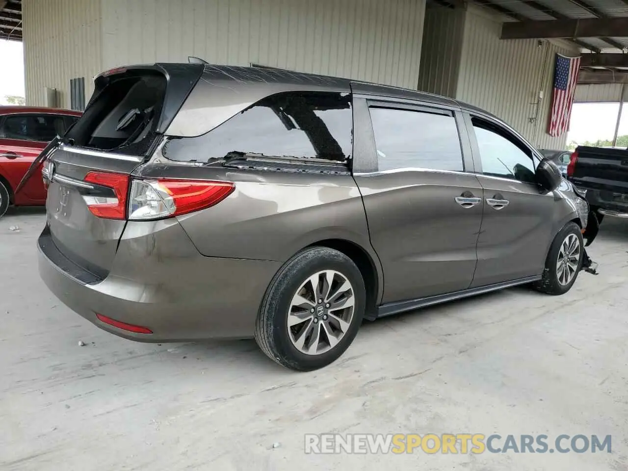 3 Photograph of a damaged car 5FNRL6H78MB036741 HONDA All Models 2021