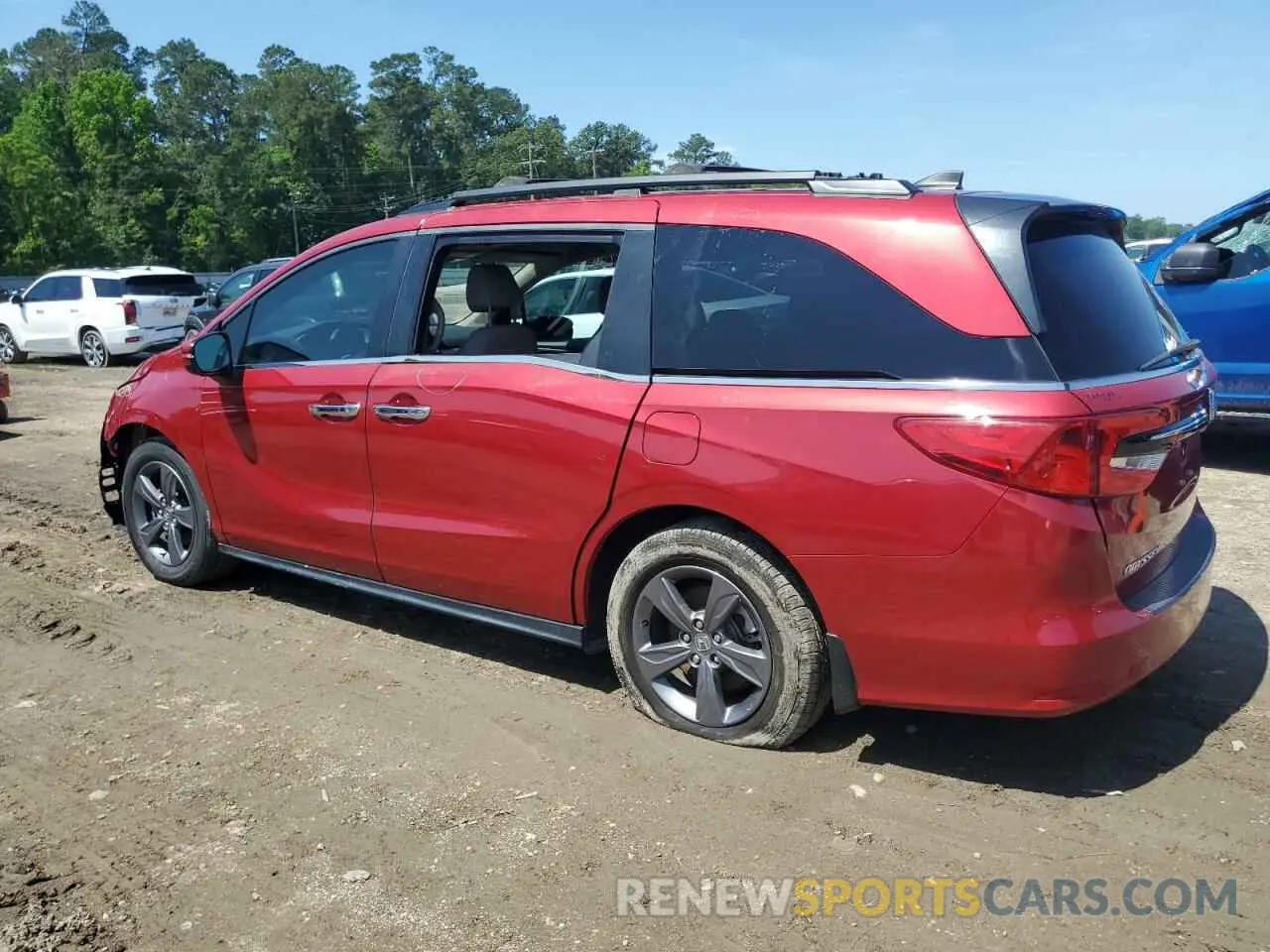 2 Photograph of a damaged car 5FNRL6H50NB011140 HONDA All Models 2022