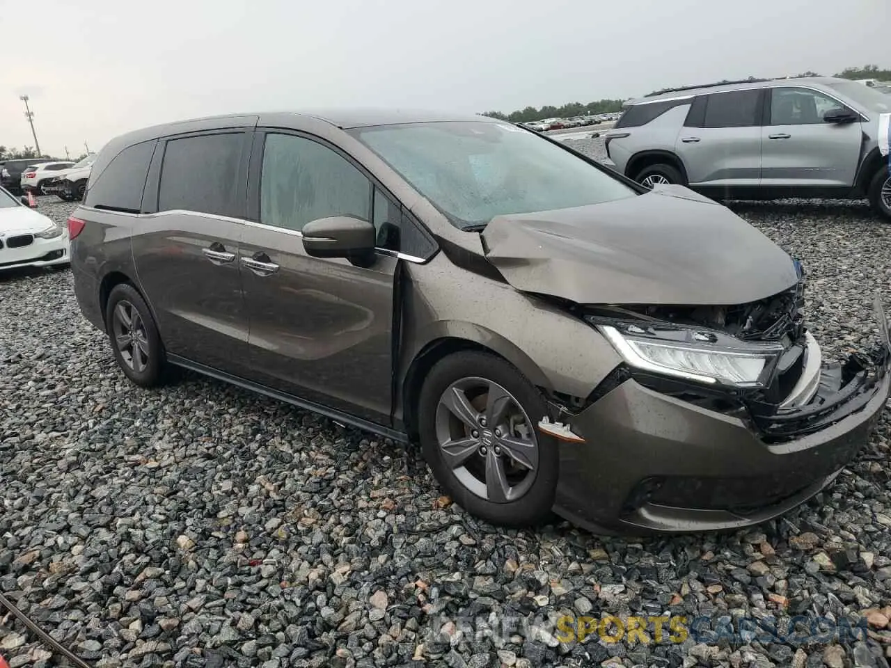 4 Photograph of a damaged car 5FNRL6H59NB029961 HONDA All Models 2022